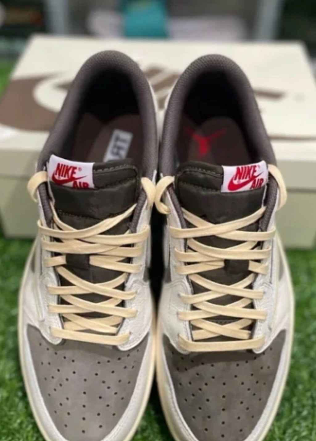 Travis Scott Reverse Mocha Low