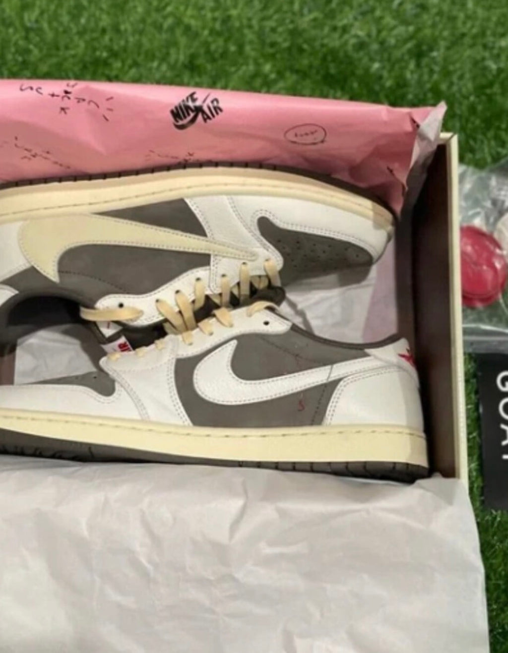 Travis Scott Reverse Mocha Low